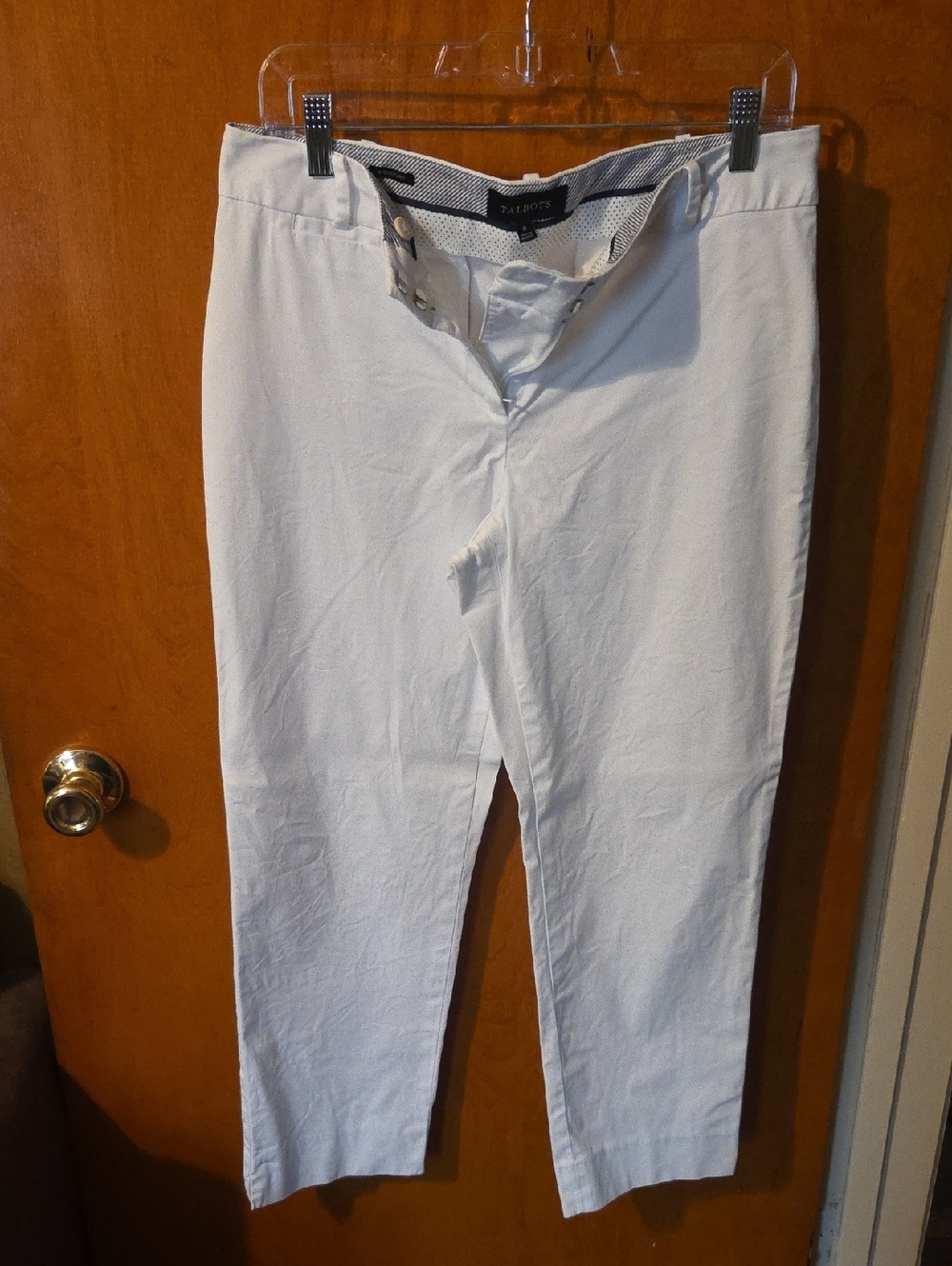 Talbots White Crop Capris